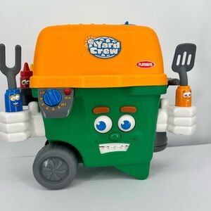 Playskool-Yard Crew-Bobby Q The Magic Talking Grill 2002 + Accessories - Works